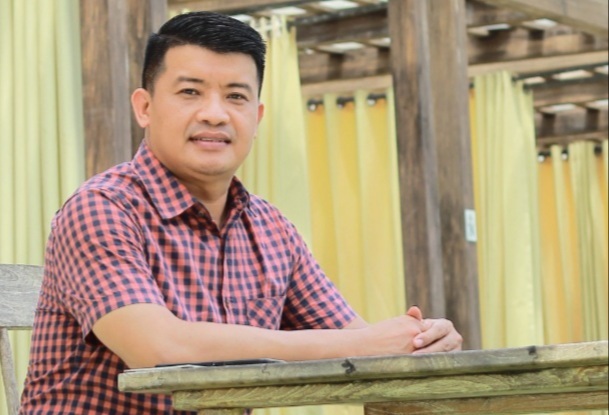 Terapkan Prinsip Jangan Takut Mencoba, Roni Sukses Meniti Karier di Bidang Perhotelan